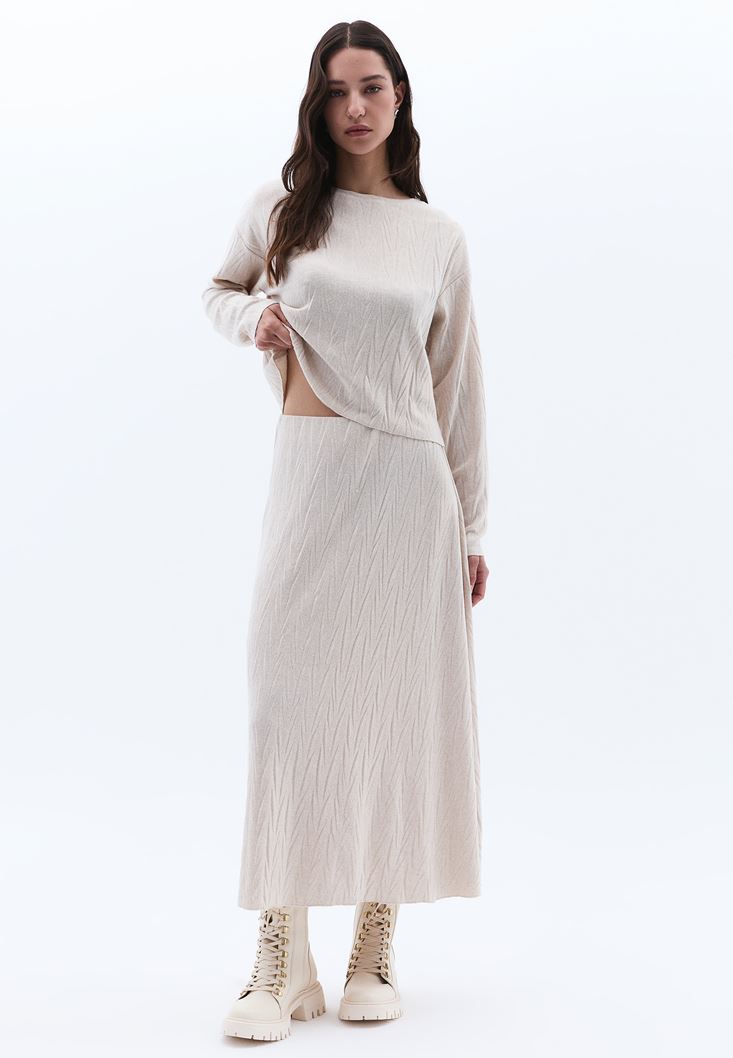 Women Beige Boat Neck Oversize Crop Tshirt