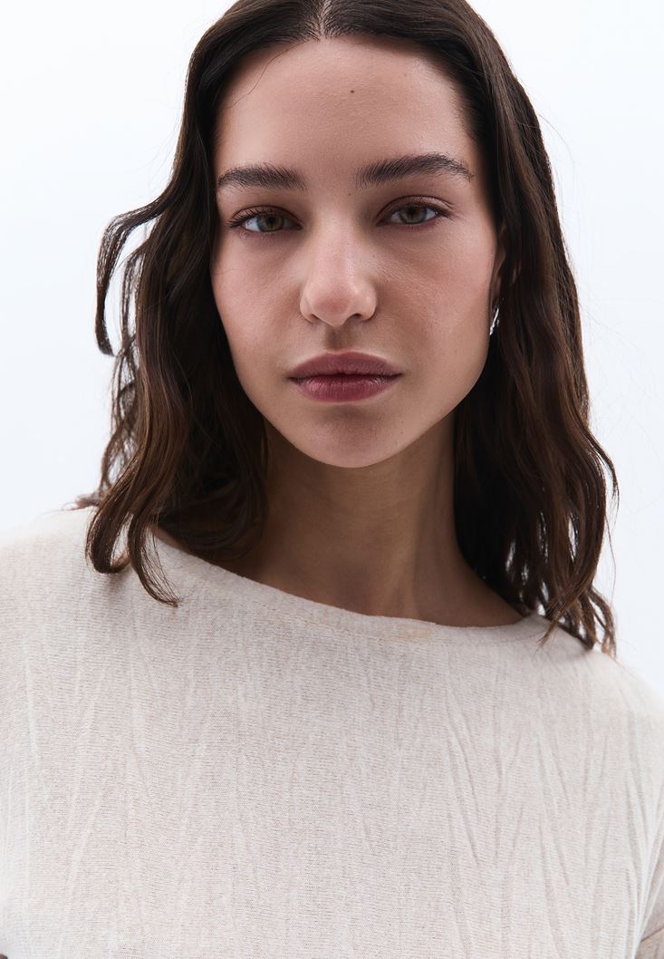 Women Beige Boat Neck Oversize Crop Tshirt