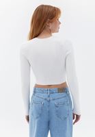 Women Cream Crew Neck Crop Knitwear