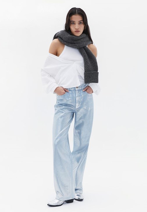 Straight-Fit Denim Pantolon ve Atlet Kombini