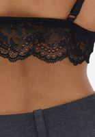 Women Black Lace Bralette with Pipe Detail