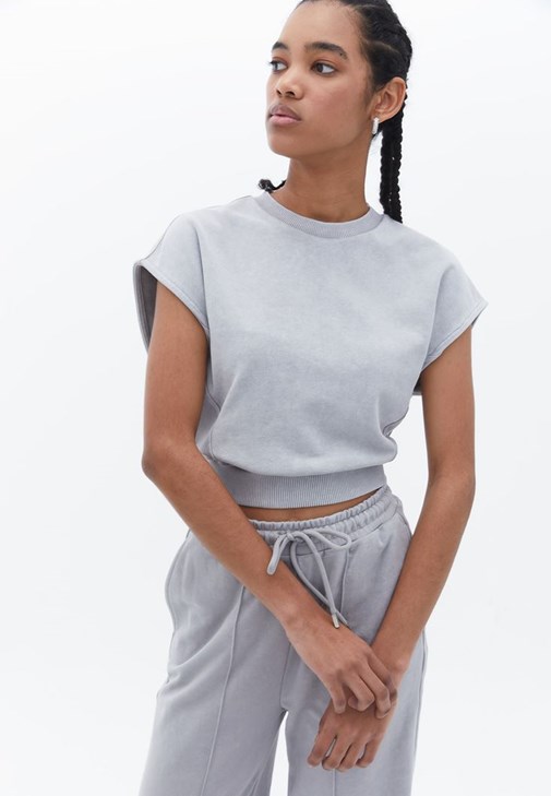 Crop Sweatshirt ve Sweat Pantolon Kombini