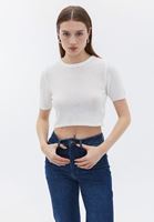 Women Cream Crew Neck Crop Sweater