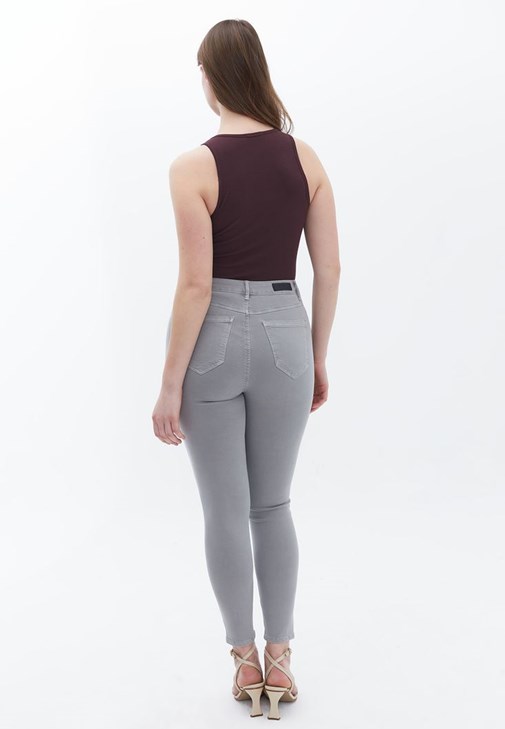 Tencel Skinny Pantolon ve Atlet Kombini