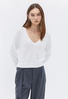 Women Cream V-Neck Knitwear Sweater