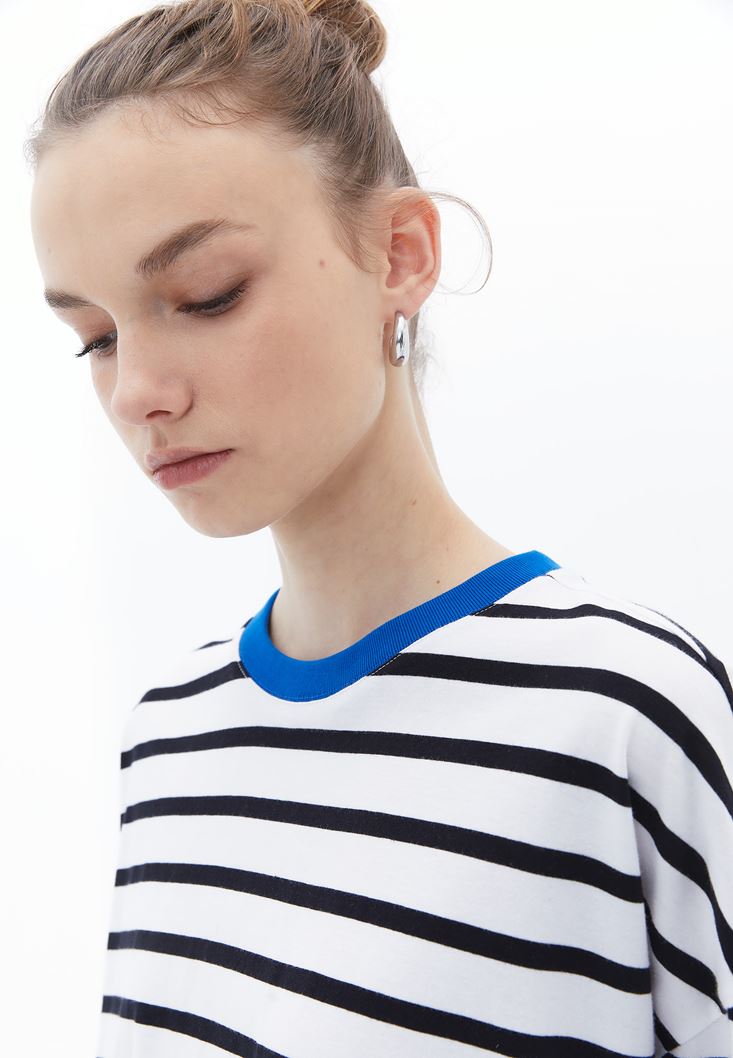 Women White/Black Cotton Blended Oversize Tshirt