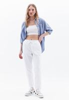 Women White High Rise Carrot Fit Pants