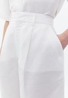 Women Cream Linen Blended High Rise Shorts