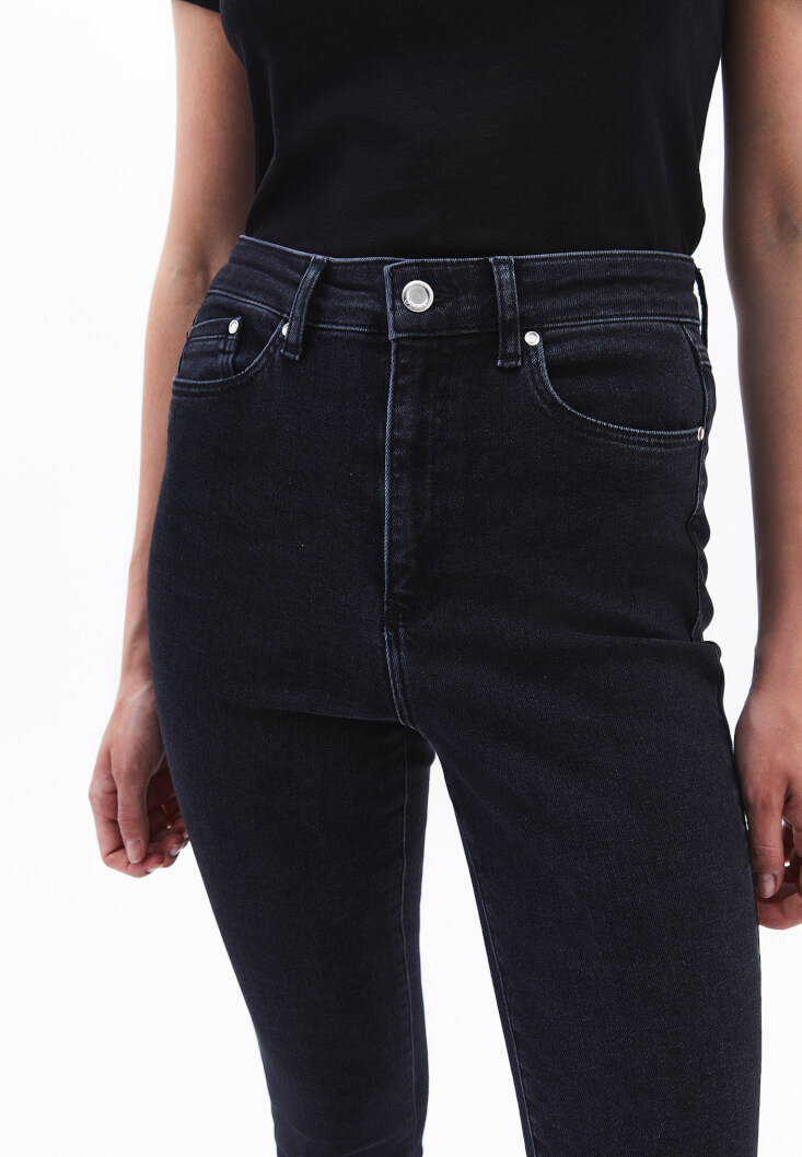Women Black Ultra High Waist Skinny Fit Pants