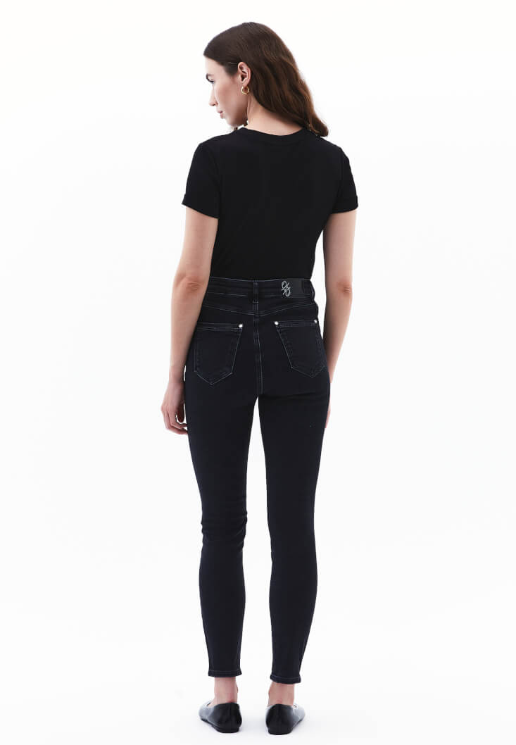 Women Black Ultra High Waist Skinny Fit Pants