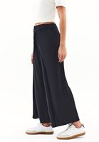 Women Black Modal Mid Waist Culotte Trousers