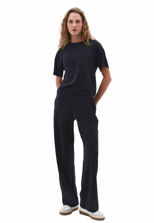 Straight-Fit Pantolon ve Modal Atlet Kombini