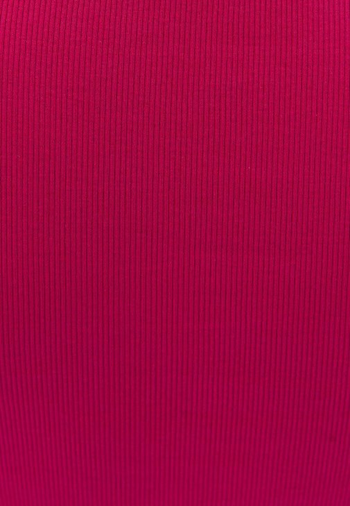 Yaka Detaylı Tişört ve Bootcut Pantolon Kombini