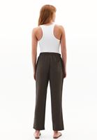 Women Brown Linen Blended High Rise Carrot-Fit pants