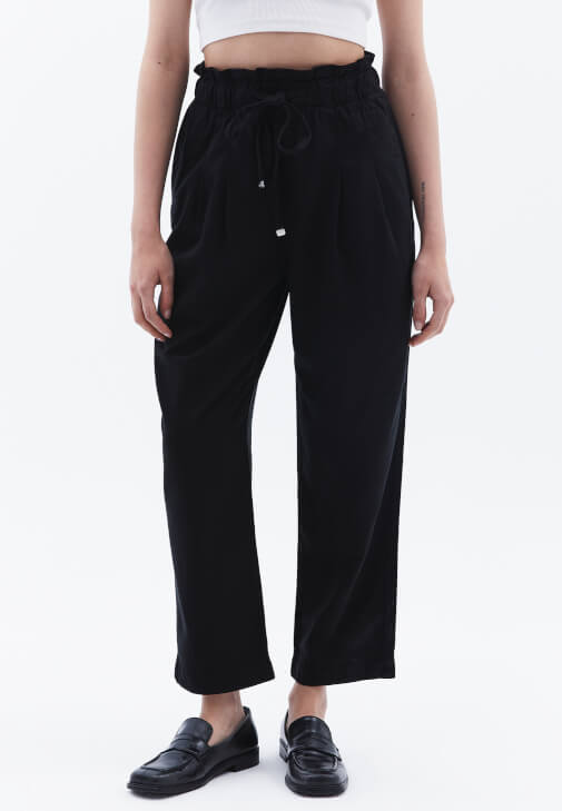Black Ultra High Rise Carrot Fit Pants Online Shopping