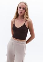 Askılı Atlet ve Modal Jogger Pantolon Kombini