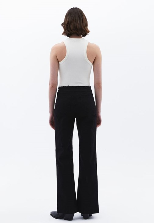 Straight-Fit Pantolon ve Crop Top Kombini