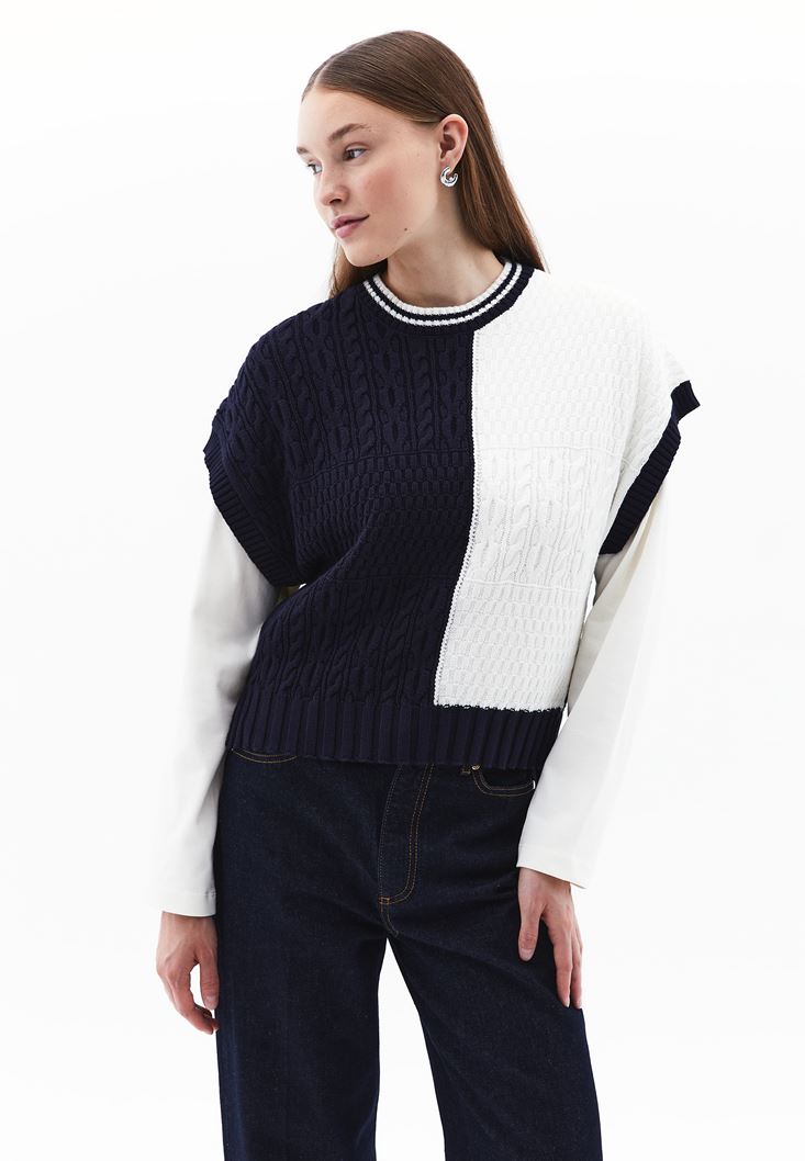Women Mixed Pullover with Braid Detail