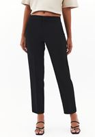 Bayan Siyah Yüksek Bel Slim-Fit Pantolon