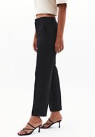 Bayan Siyah Yüksek Bel Slim-Fit Pantolon