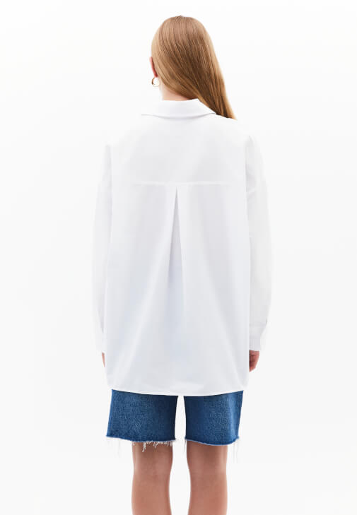 Oversize Gömlek ve Bermuda Şort Kombini