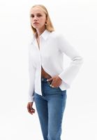 Bayan Beyaz Slim-Fit Gömlek