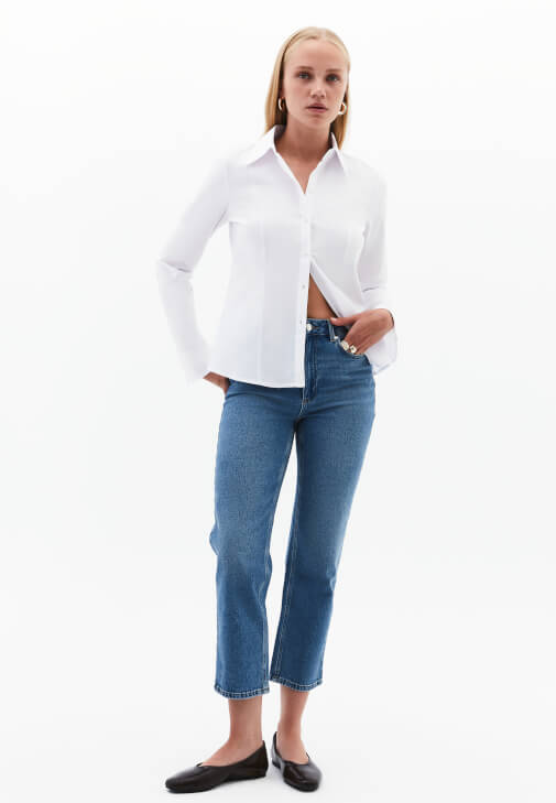 Straight-Fit Pantolon ve Pileli Gömlek Kombini