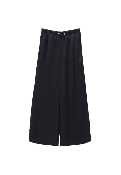 Saten Pantolon ve Poplin Gömlek Kombini