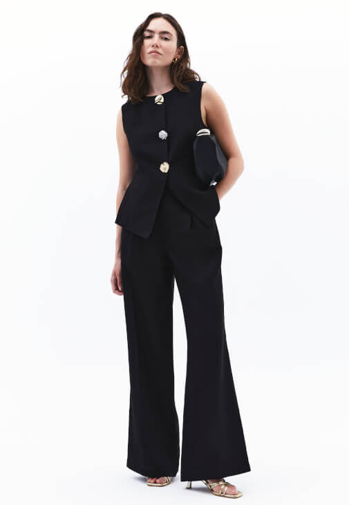 Keten Wide-Leg Pantolon ve Keten Yelek Kombini