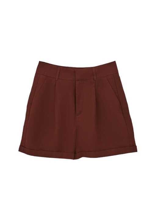 Keten Kısa Şort ve Tencel Bluz Kombini