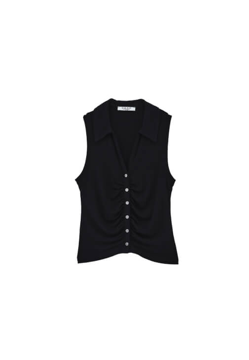Polo Yaka Atlet ve Denim Şort Kombini