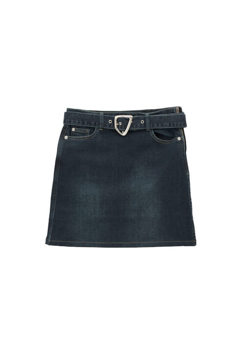 Denim Mini Etek ve Tişört Kombini