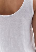 Women White Cotton Blended Scope Neck Singlet