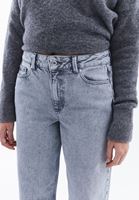 Women Grey Mid Rise Straight Fit Pants