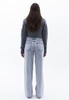 Women Grey Mid Rise Straight Fit Pants