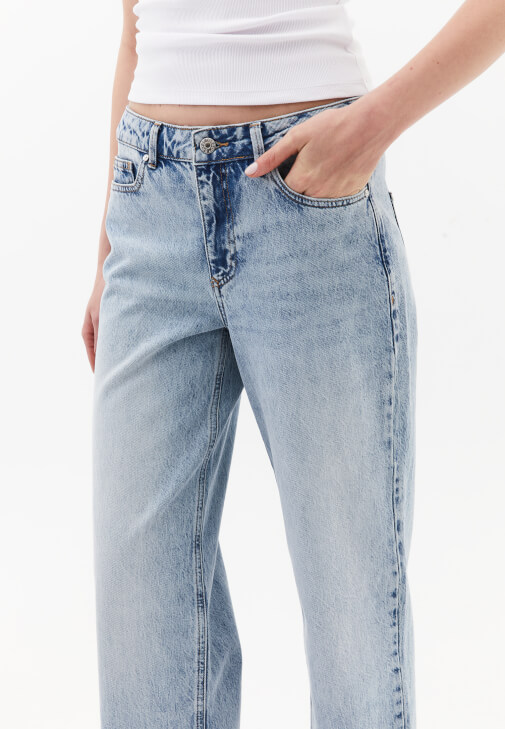 Straight-Fit Pantolon ve Dantelli Atlet Kombini