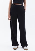 Women Black High Rise Straight Fit Pants