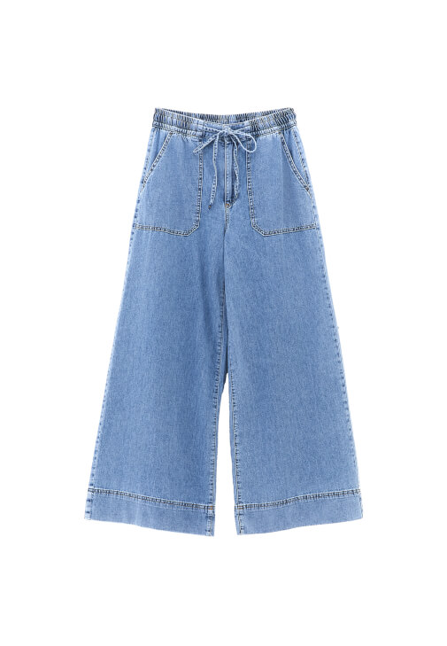 Yüksek Bel Denim Pantolon ve Modal Bluz Kombini