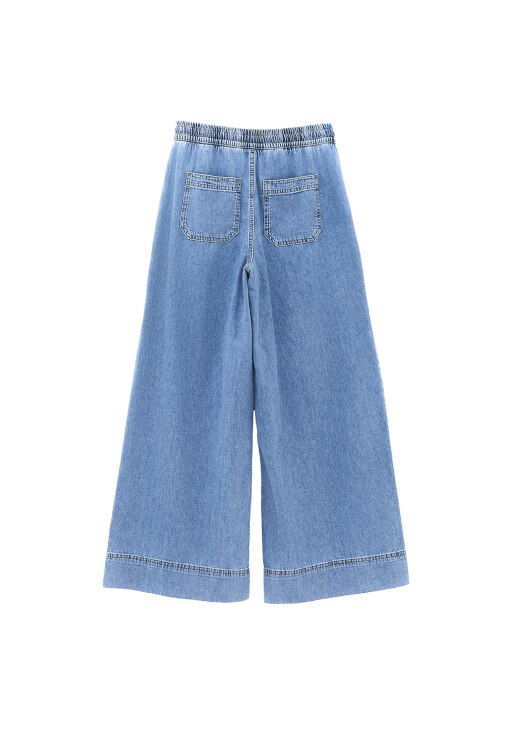 Yüksek Bel Denim Pantolon ve Modal Bluz Kombini