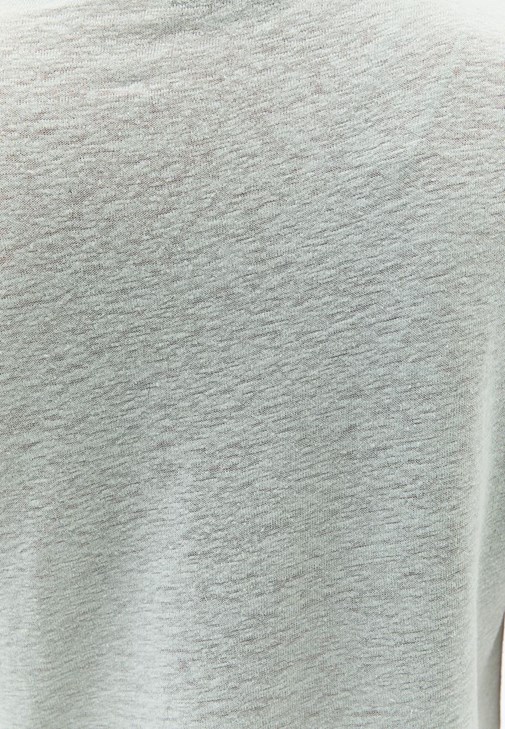 Keten Tokalı Tişört ve Straight-Fit Pantolon Kombini