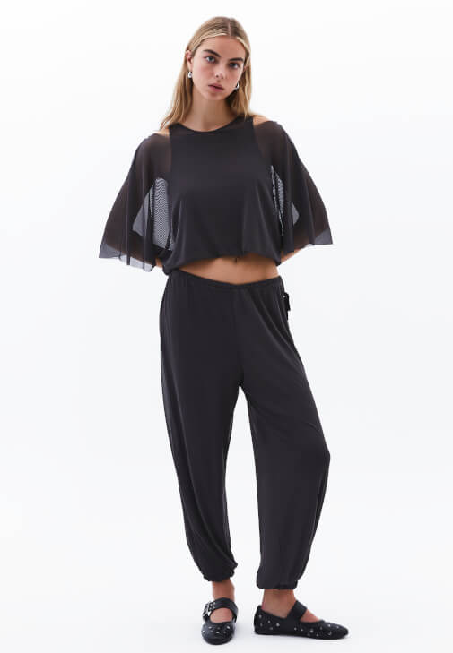 Oversize Tül Bluz ve Balon Pantolon Kombini