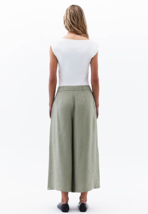 Culotte Pantolon ve Büzgülü Bluz Kombini