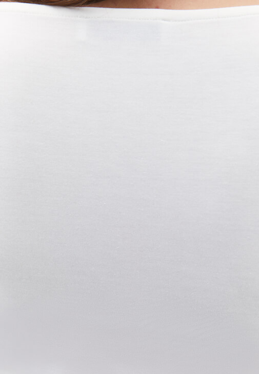 Burgu Detaylı Bluz ve Skater Pantolon Kombini