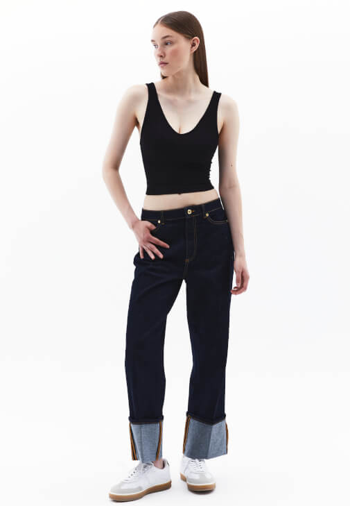 Seamless Crop Top ve Boyfriend Pantolon Kombini