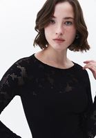 Women Black Boat Neck Lace T-Shirt