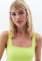 Women Green Scope Neck Seamless Crop