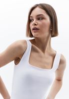 Women White Cotton Blended Square Neck Singlet