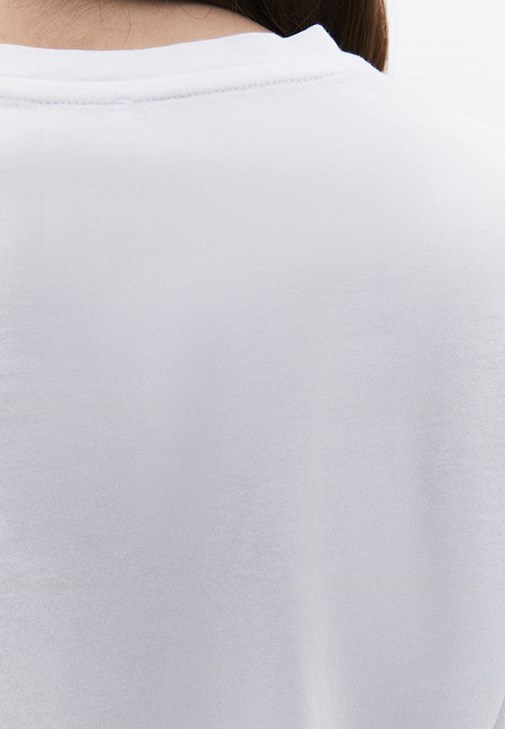 Oversize Büzgülü Tişört ve Kargo Pantolon Kombini