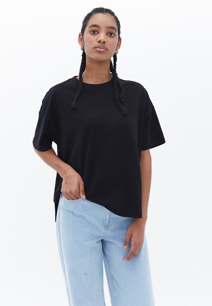 Women Black Crew Neck Oversize Tshirt