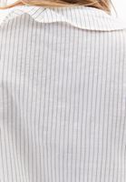Fırfırlı Çizgili Bluz ve Pantolon Kombini